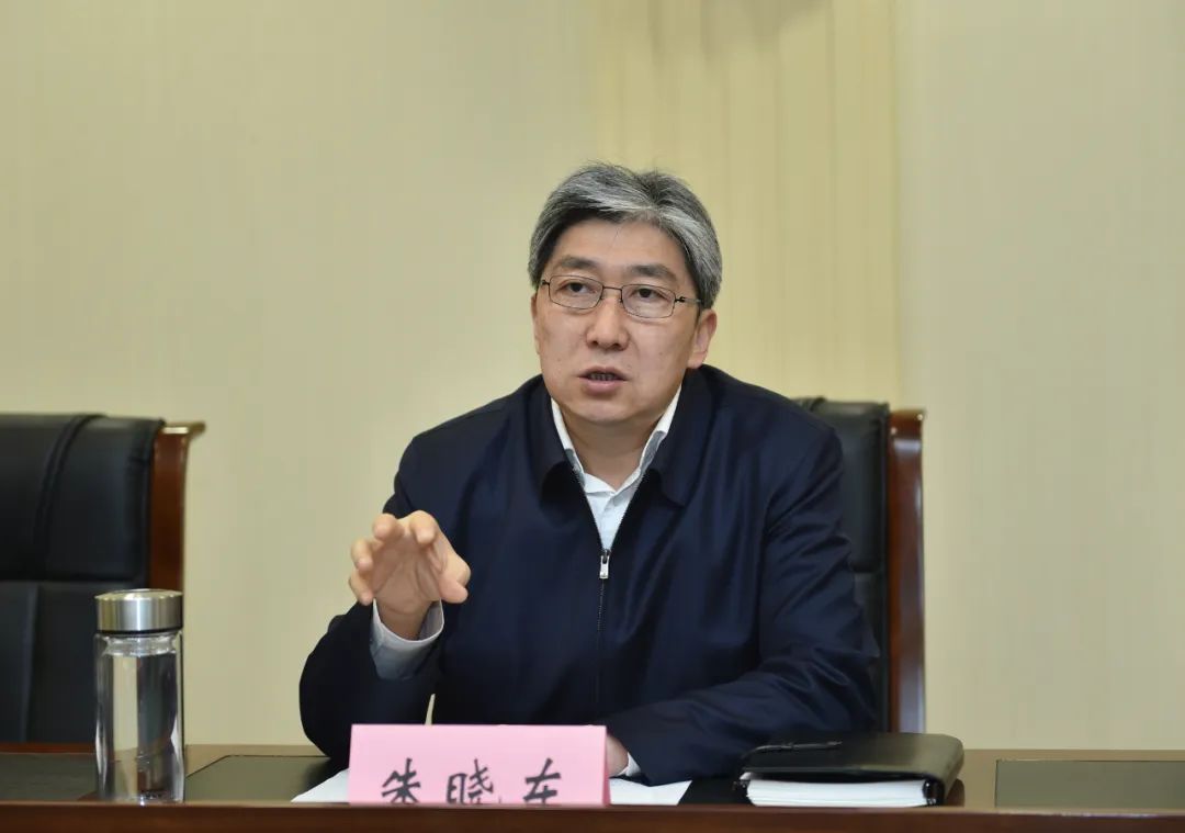 晓东与万家寨水务控股集团党委书记董事长冯志君举行工作座谈